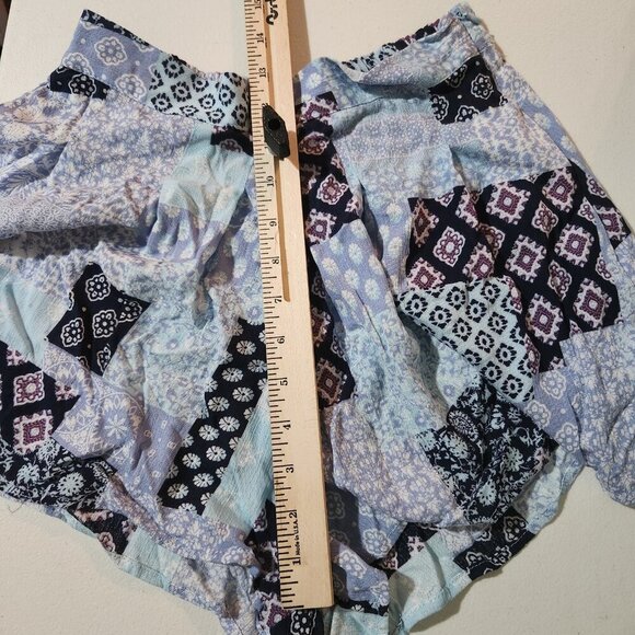 Altard State Shorts Womens Small Patchwork Boho Festival Rayon Floral - Picture 11 of 16
